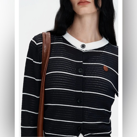 SELFWHO Black Openwork Knit Sweater Long Sleeve T-shirt Size Small - Picture 2 of 16